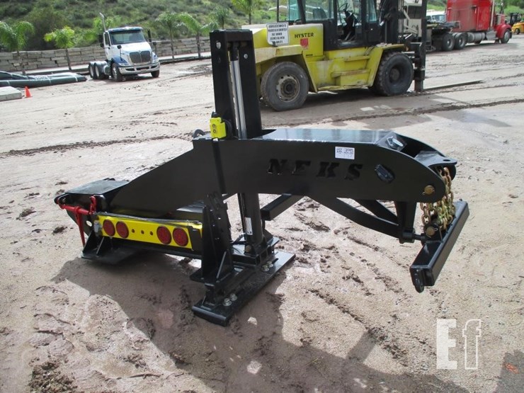 meks-fifth-wheel-wrecker-boom-image-1