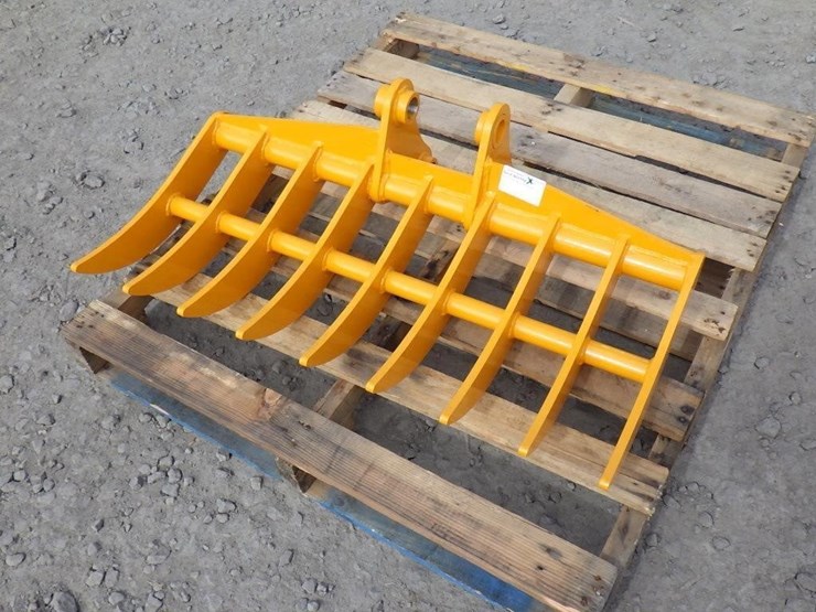 caterpillar-303-image-1