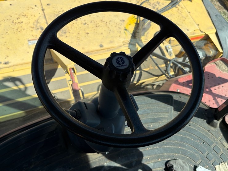 2008-new-holland-h8060-image-23