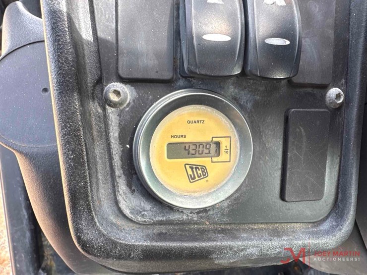 2016-jcb-507-42-image-27