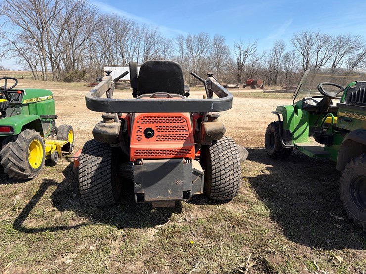 kubota-zd1211-image-11