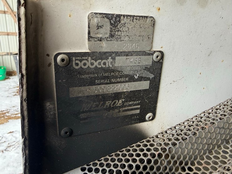 bobcat-743b-image-15