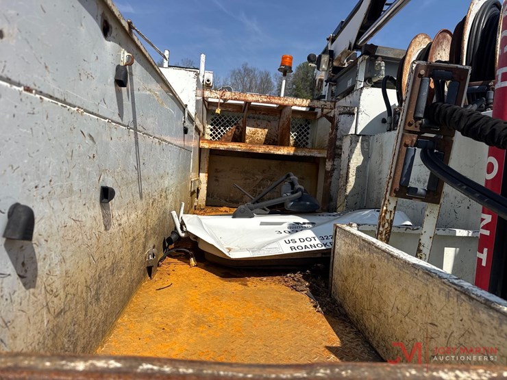 2008-international-workstar-7300-image-14