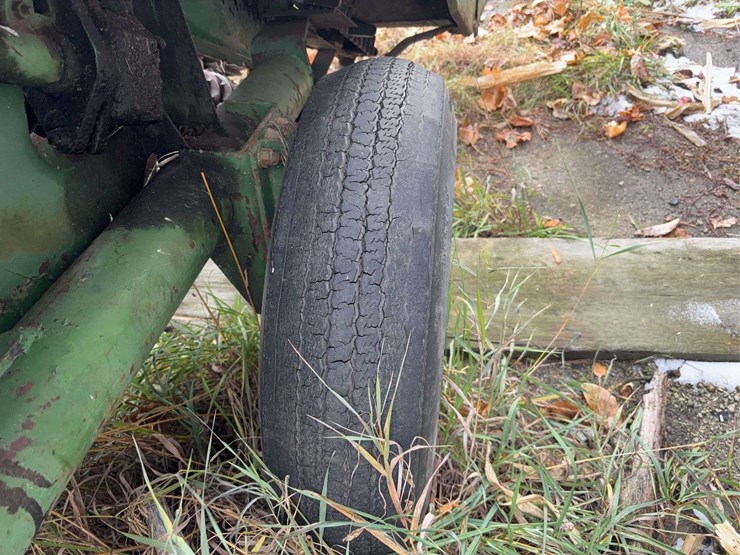 john-deere-no.8-image-25