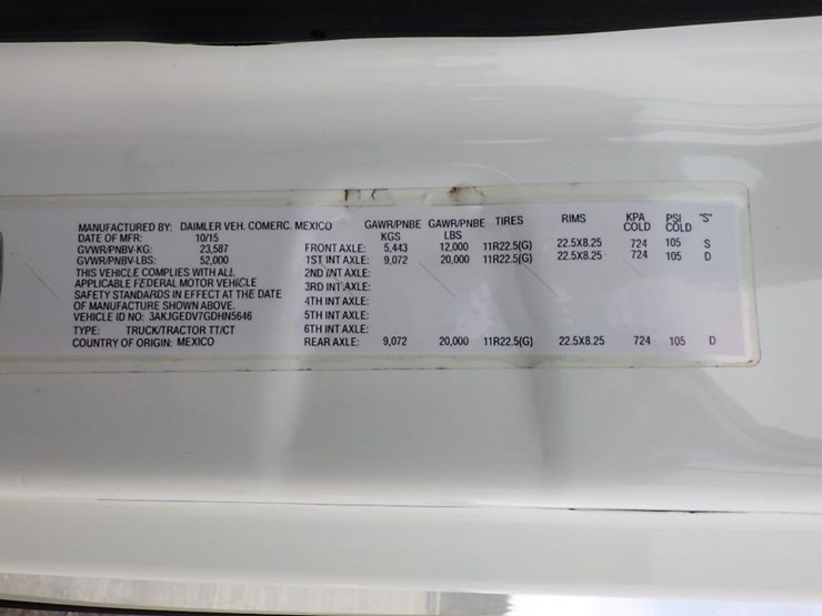 2016-freightliner-cascadia-125-image-50