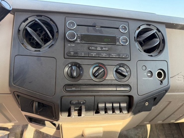 2009-ford-f450-image-11