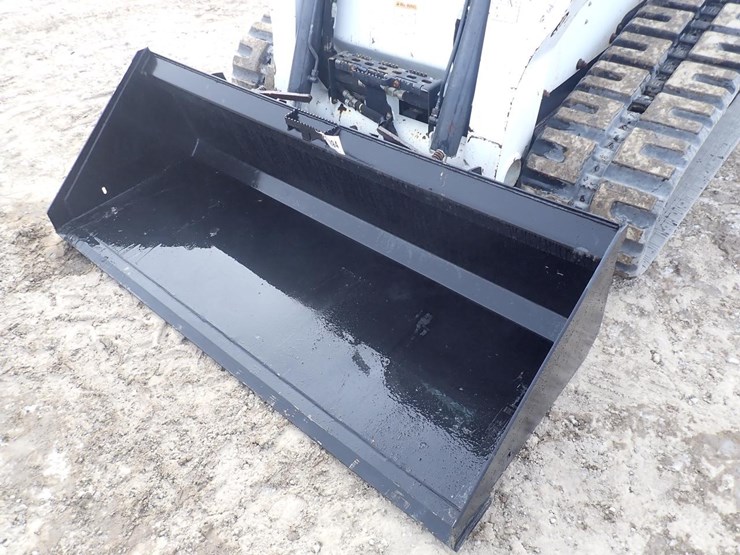 wildcat-80"-skid-steer-smooth-skeleton-bucket-image-1