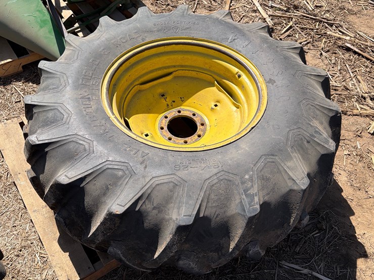 deere-tires-image-4
