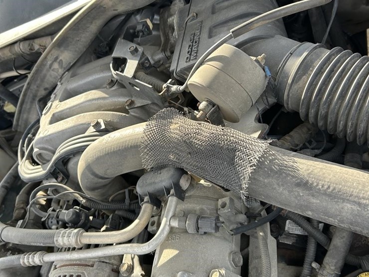 2001-dodge-ram-3500-image-25