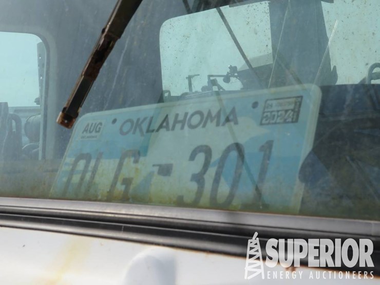 international-f2574-image-21