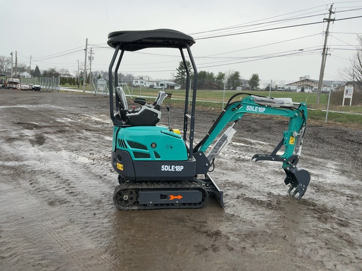 #1221-•-unused-sdle18p-mini-excavator-image-6