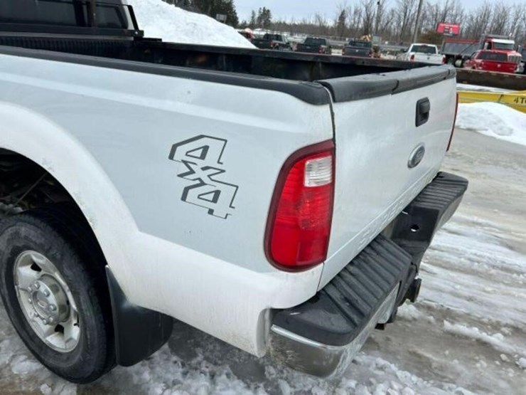 2011-ford-f350-image-52