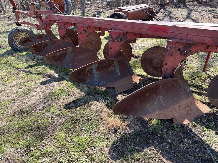 international-550-image-3