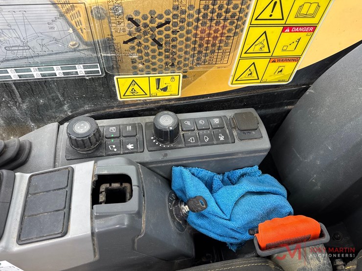 2022-caterpillar-306-cr-image-22