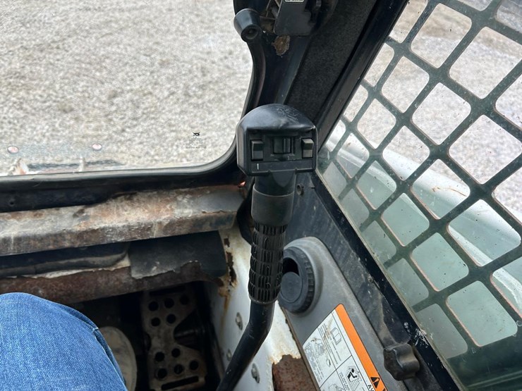 bobcat-s130-image-21