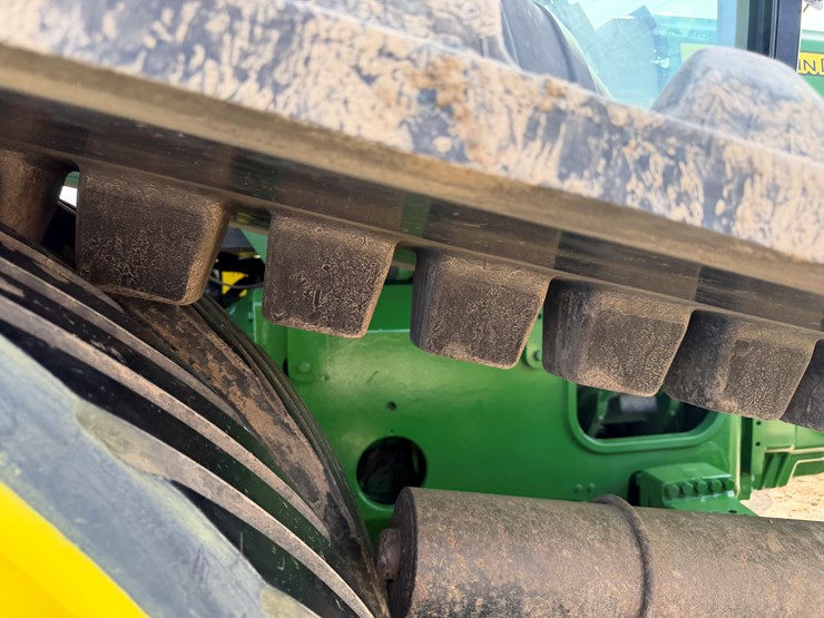 john-deere-8320rt-image-21