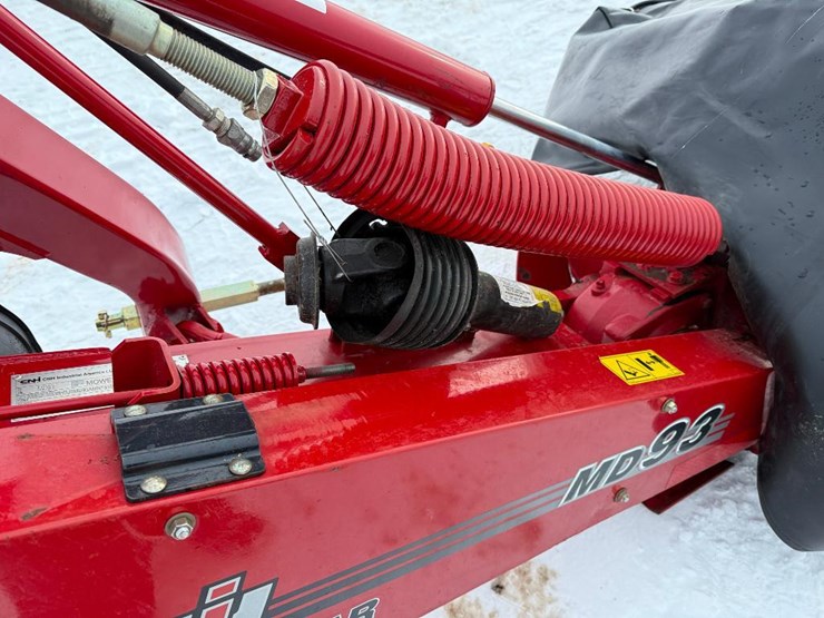 case-ih-md93-image-16