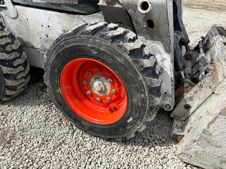 2020-bobcat-s590-image-12
