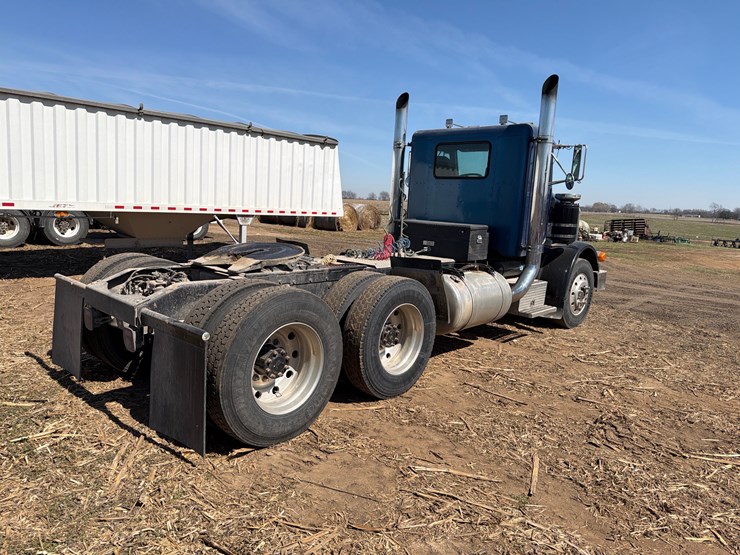 1988-peterbilt-378-image-7