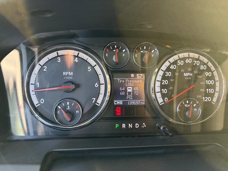 2012-dodge-2500-image-12