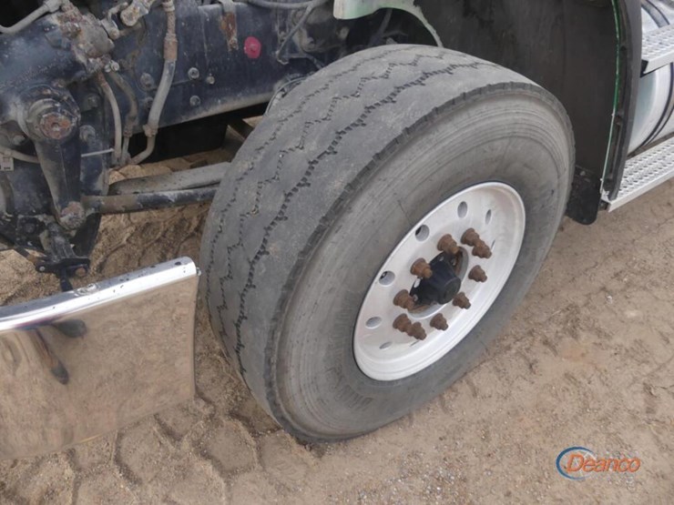 2019-international-hx615-image-15