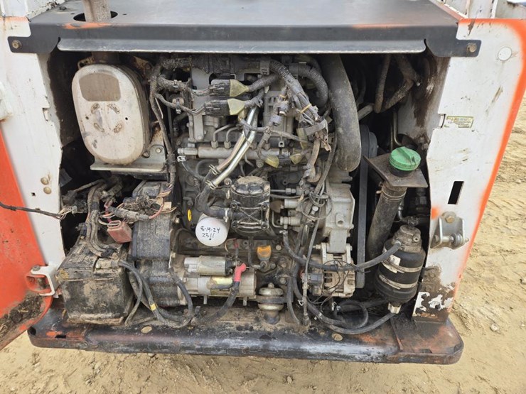 bobcat-s750-image-9