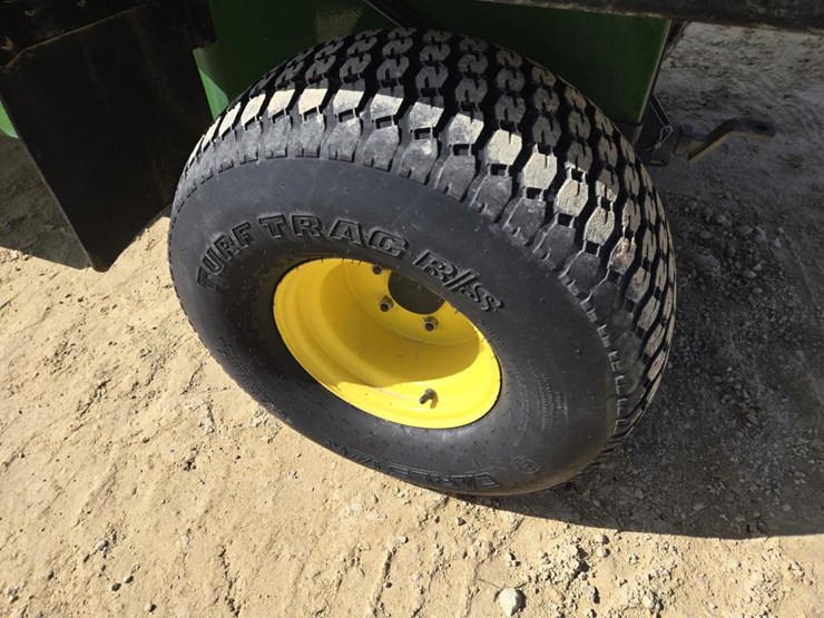 john-deere-gator-image-6