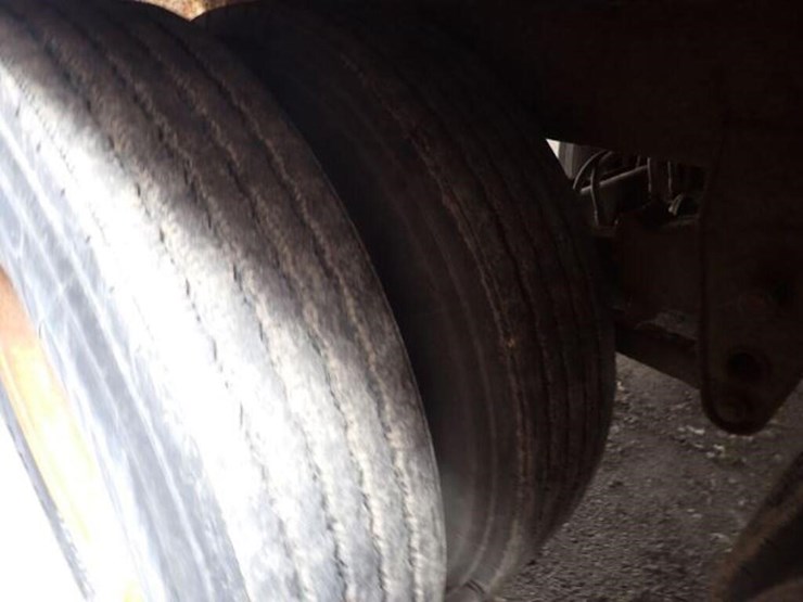 1998-manac-48-ft-image-17