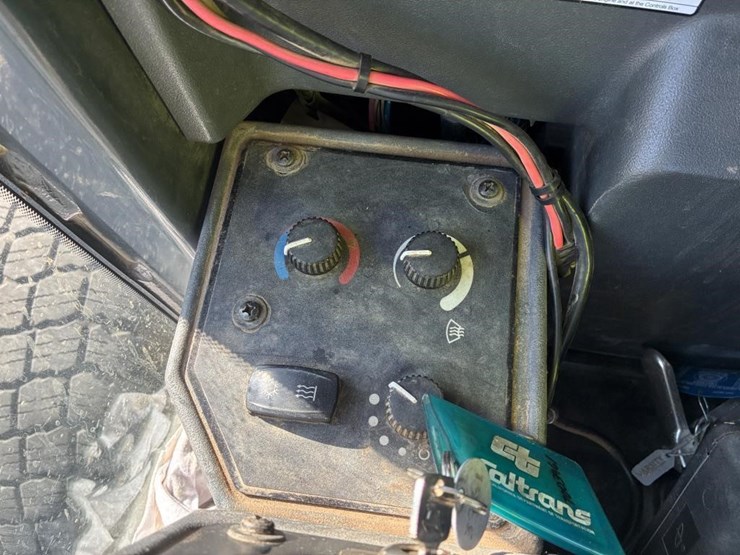 2008-deere-772d-image-26