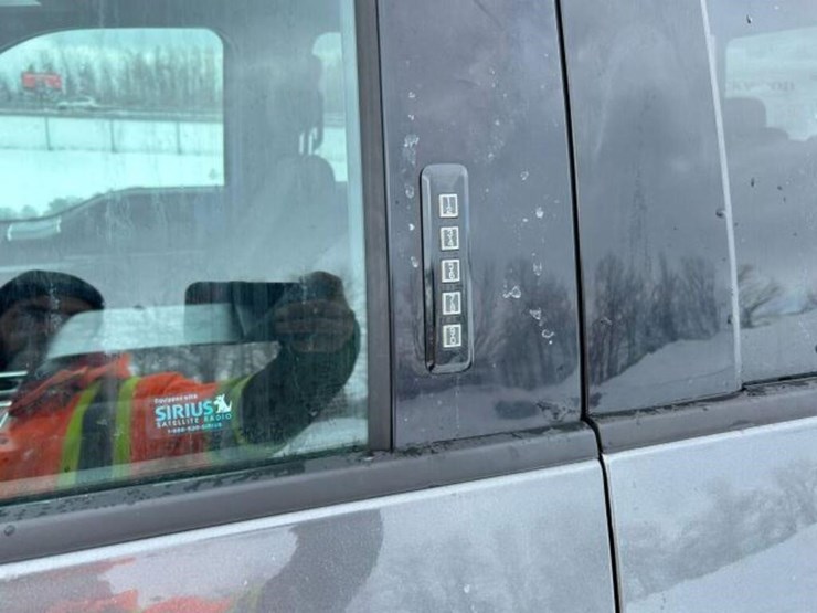 2017-ford-f150-xlt-image-26