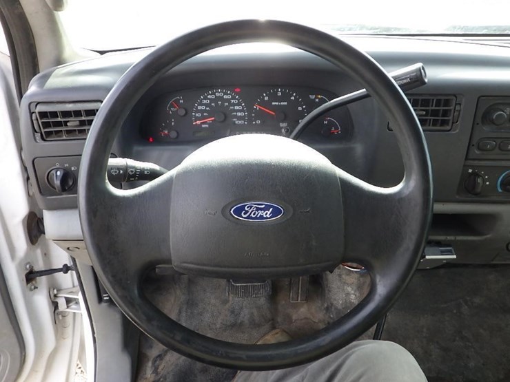 2003-ford-f350-image-26