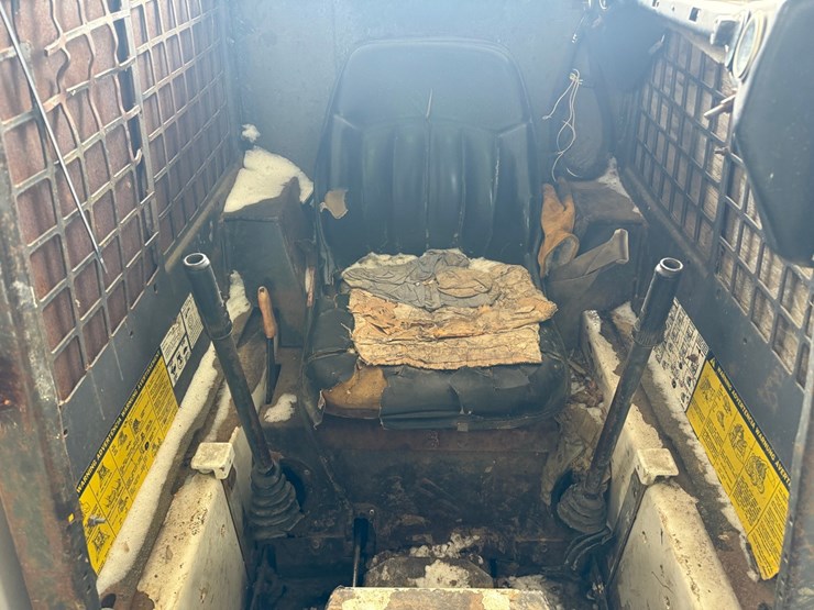 bobcat-743b-image-11