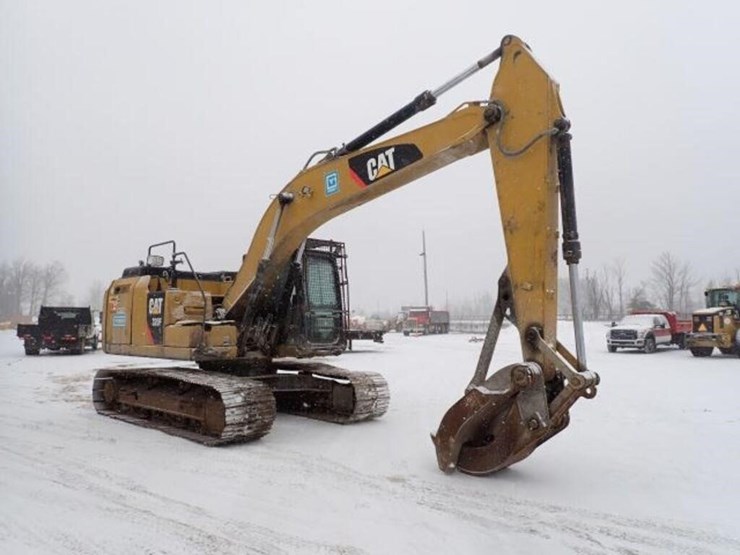 2017-caterpillar-320fl-image-2