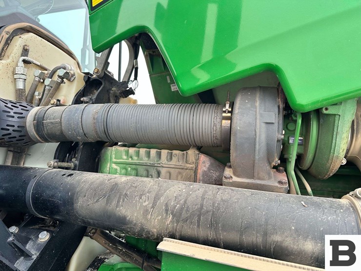 2011-john-deere-9530-image-28