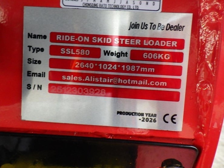 2026-sdlanch-ssl580-skid-steer-tracked-loader-image-14