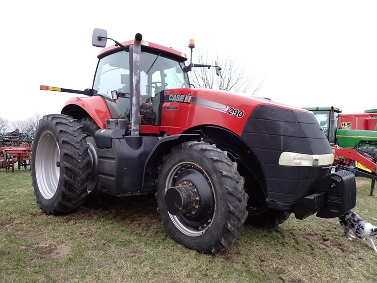case-ih-magnum-290-image-2