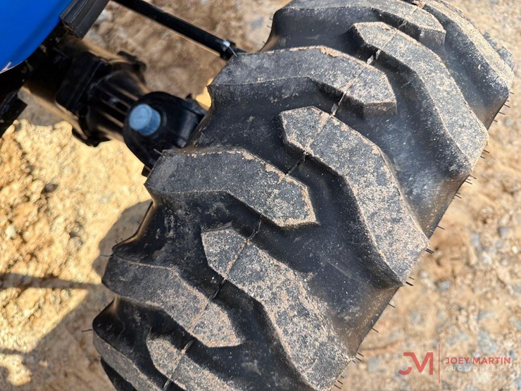 new-holland-workmaster-35-image-10