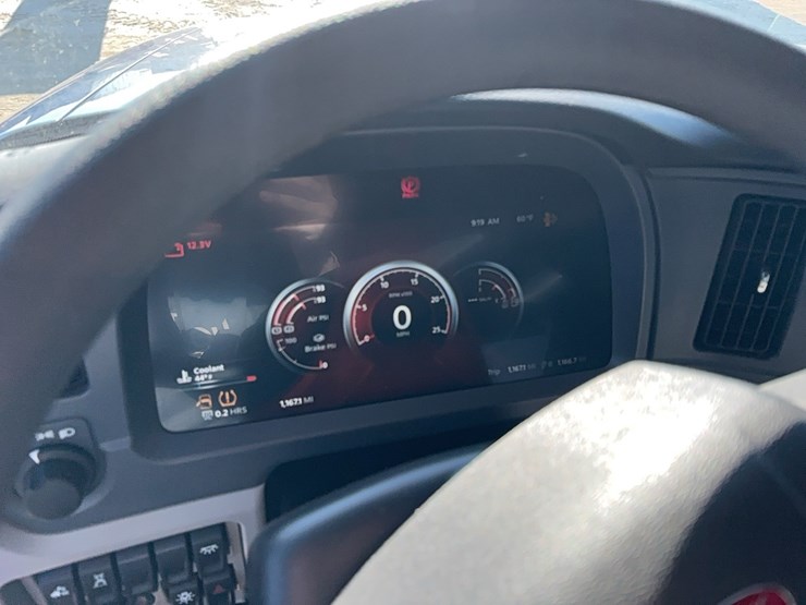 2026-peterbilt-567-image-20