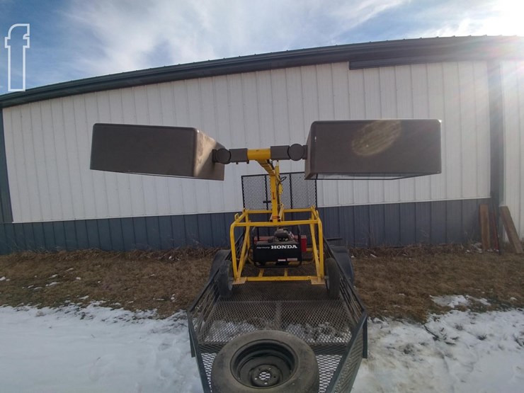 light-tower-w/-honda-generator-628-image-8