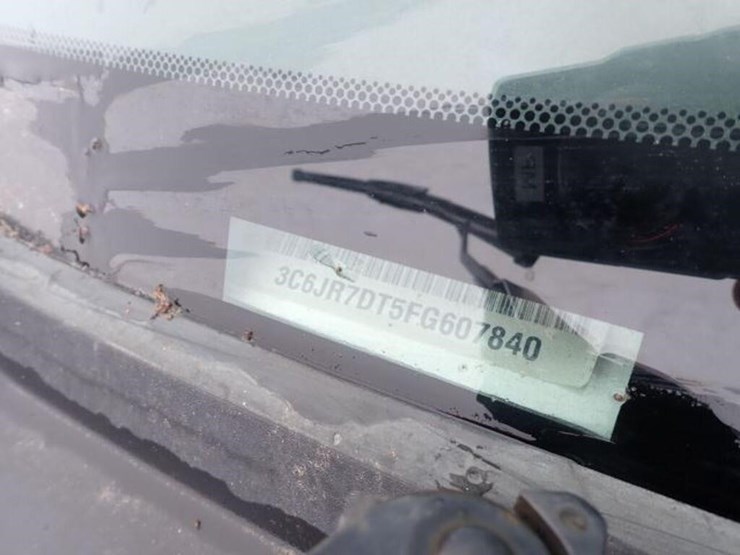 2015-dodge-1500-image-10