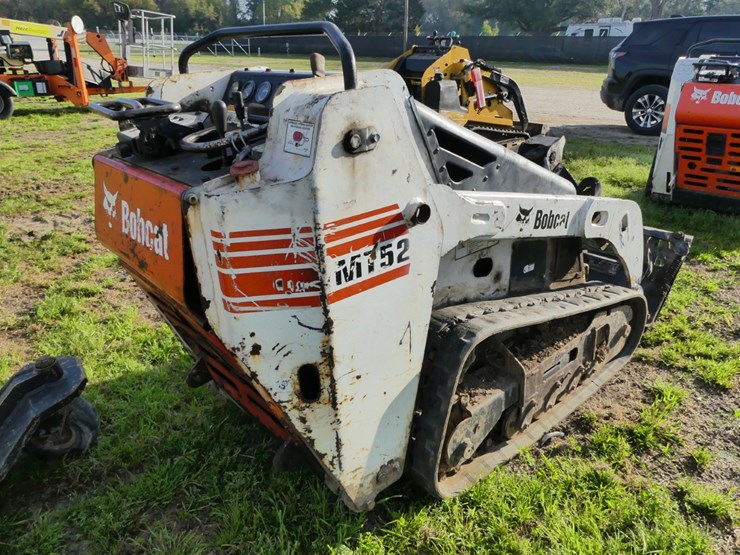 2004-bobcat-mt52-image-5