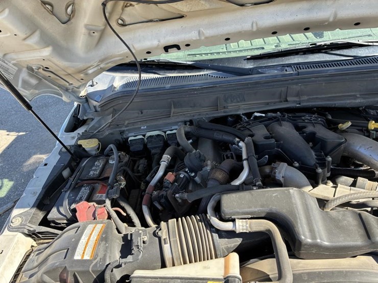 2012-ford-f550-xlt-image-7