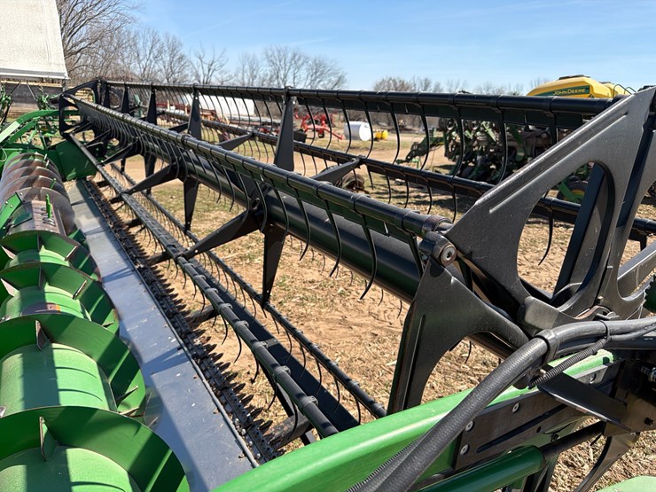 2009-john-deere-625f-image-11