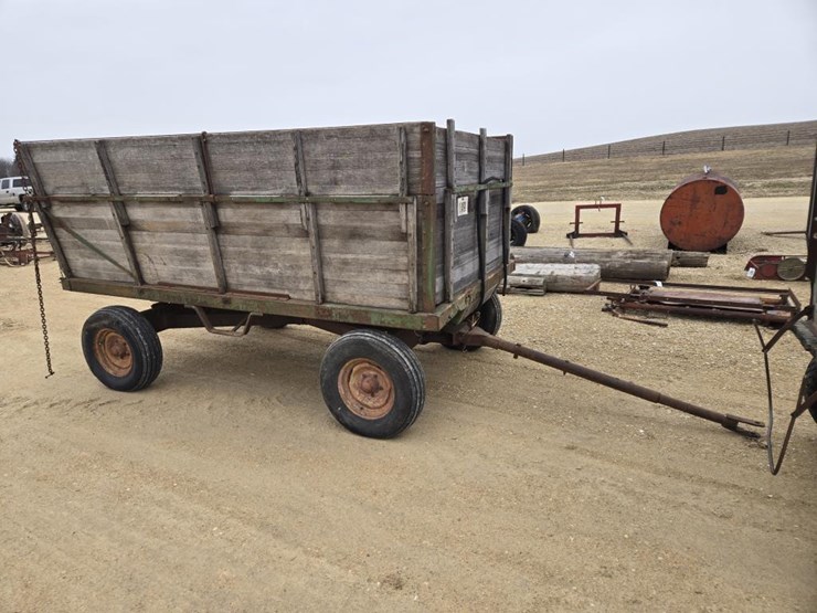 #352-•-barge-box-image-2