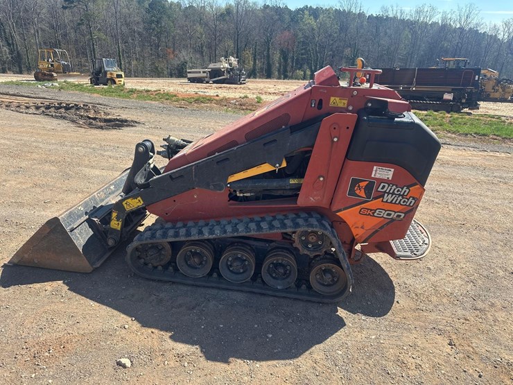 2020-ditch-witch-sk800-image-5