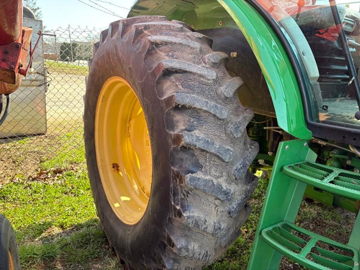 john-deere-6115d-image-24