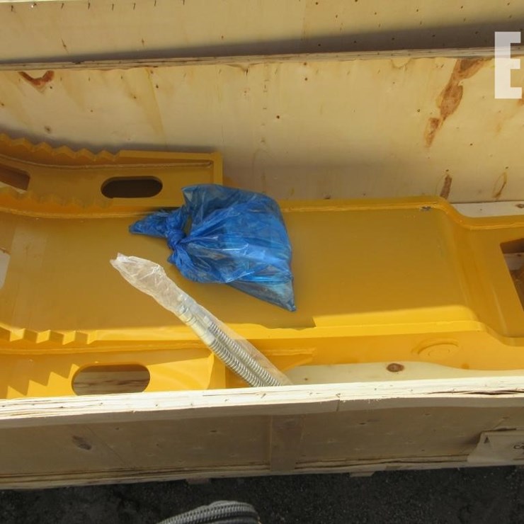 EXCAVATOR HYDRAULIC THUMB ATTACHMENT