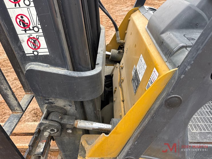 caterpillar-2c6000-image-6