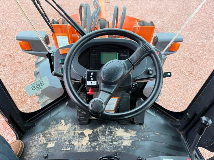 2021-hitachi-zw50-5b-image-52