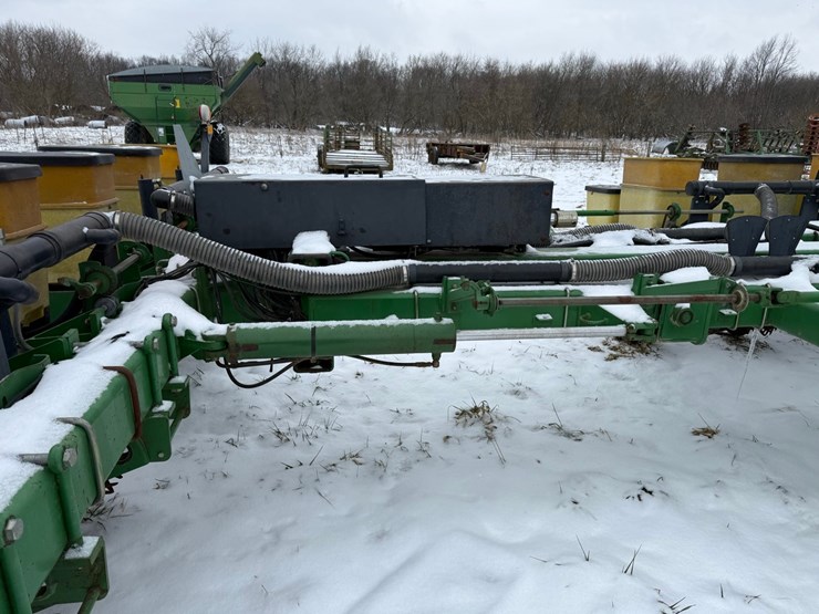 john-deere-7200-image-12